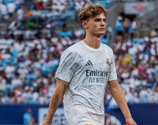 王楚钦在比 王楚钦在比